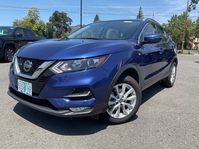 2022 Nissan Rogue Sport SV