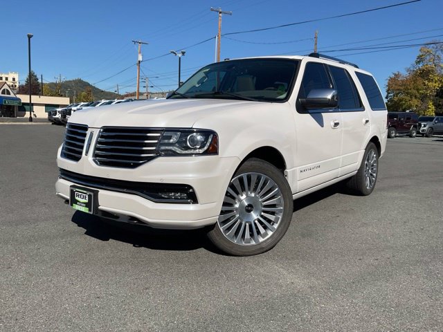 2017 Lincoln Navigator Select