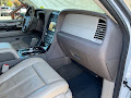 2017 Lincoln Navigator Select